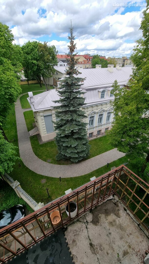 Продается 4 комнатная квартира Vilniuje, Naujamiestyje, Mindaugo g.