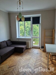 Parduodamas 4 kambarių butas Vilniuje, Naujamiestyje, Mindaugo g.