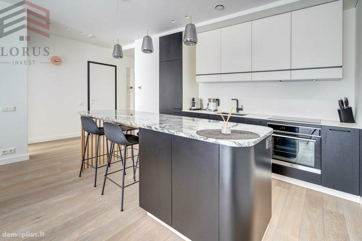 Продается 2 комнатная квартира Vilniuje, Senamiestyje, Aguonų g.