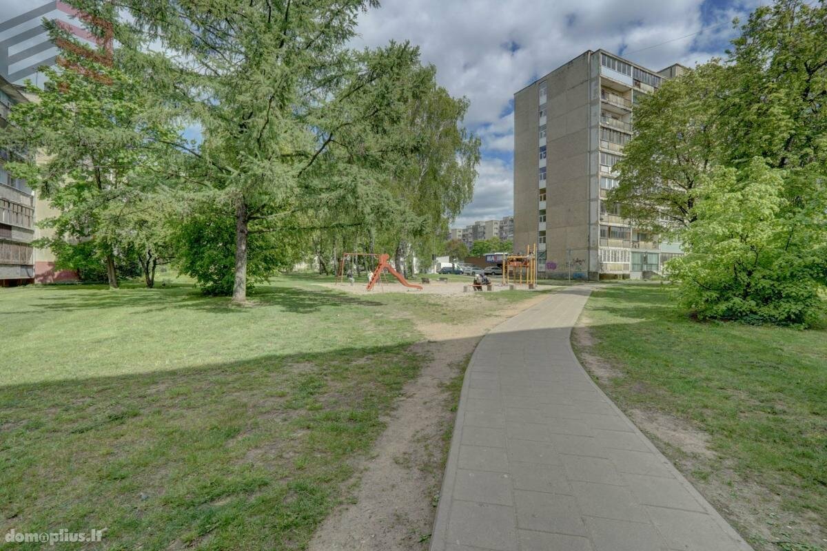 Продается 3 комнатная квартира Vilniuje, Naujamiestyje, Savanorių pr.