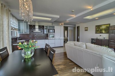 3 rooms apartment for sell Šiauliuose, Centre, Vytauto g.