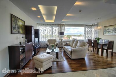 3 rooms apartment for sell Šiauliuose, Centre, Vytauto g.
