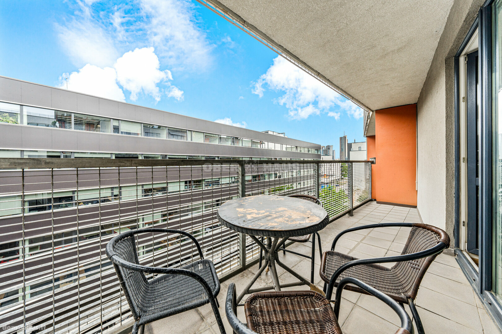 Продается 3 комнатная квартира Vilniuje, Šnipiškėse, Žalgirio g.