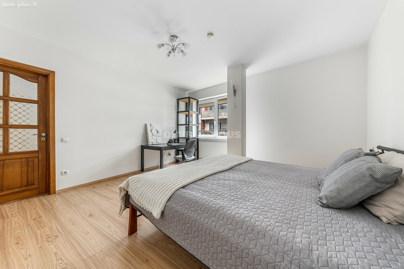 Продается 3 комнатная квартира Vilniuje, Šnipiškėse, Žalgirio g.