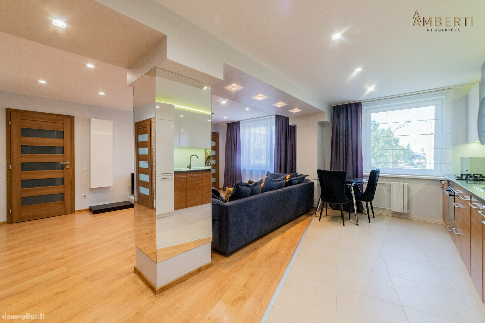 Продается 4 комнатная квартира Šiauliuose, Gubernijoje, Spindulio g.