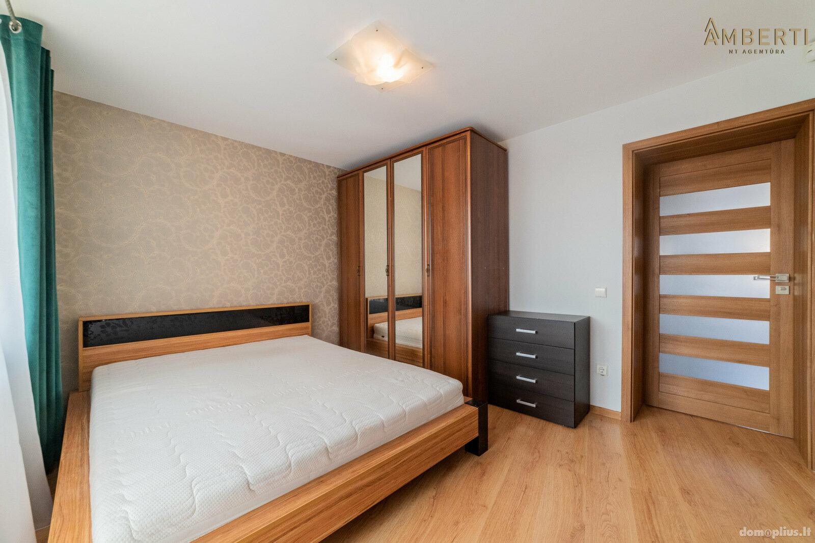Продается 4 комнатная квартира Šiauliuose, Gubernijoje, Spindulio g.