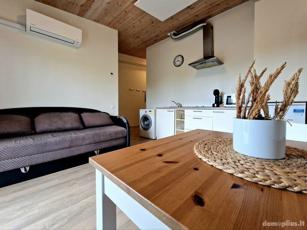 Parduodamas 2 kambarių butas Palangoje, Pirties g.