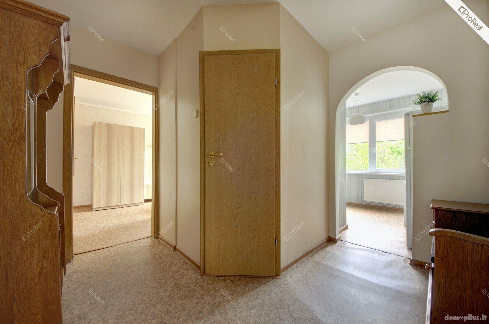 Продается 2 комнатная квартира Vilniuje, Karoliniškėse, Virginijaus Druskio g.