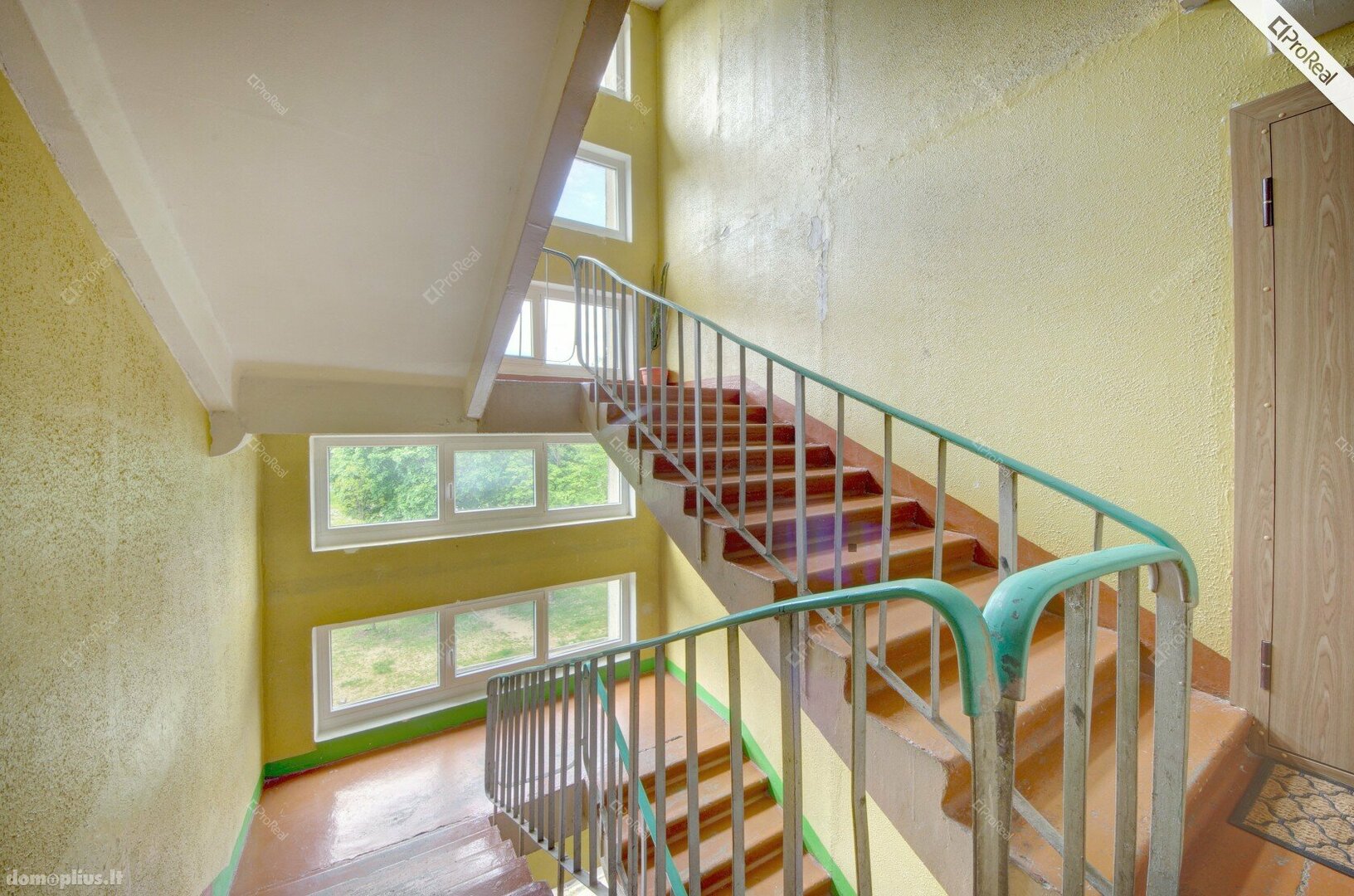 Продается 2 комнатная квартира Vilniuje, Karoliniškėse, Virginijaus Druskio g.