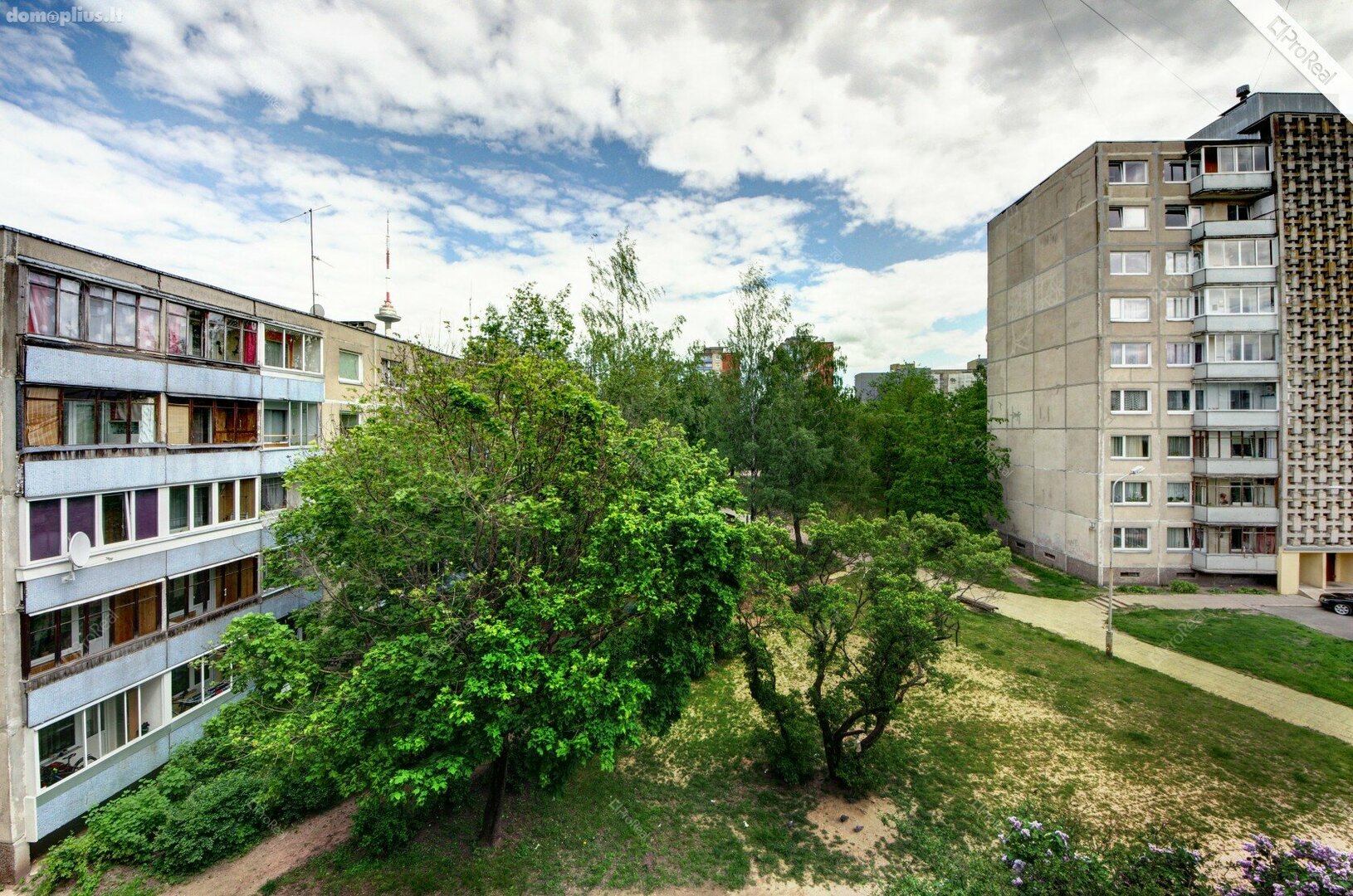 Продается 2 комнатная квартира Vilniuje, Karoliniškėse, Virginijaus Druskio g.
