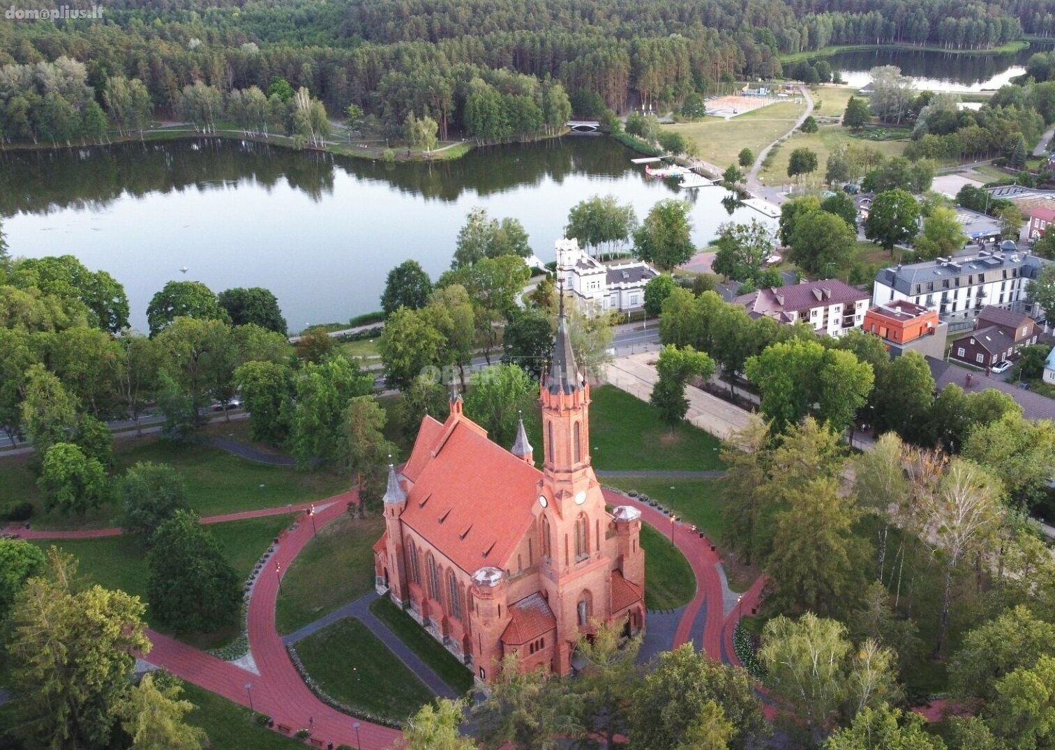 Parduodamas 2 kambarių butas Druskininkų sav., Druskininkuose, Taikos g.