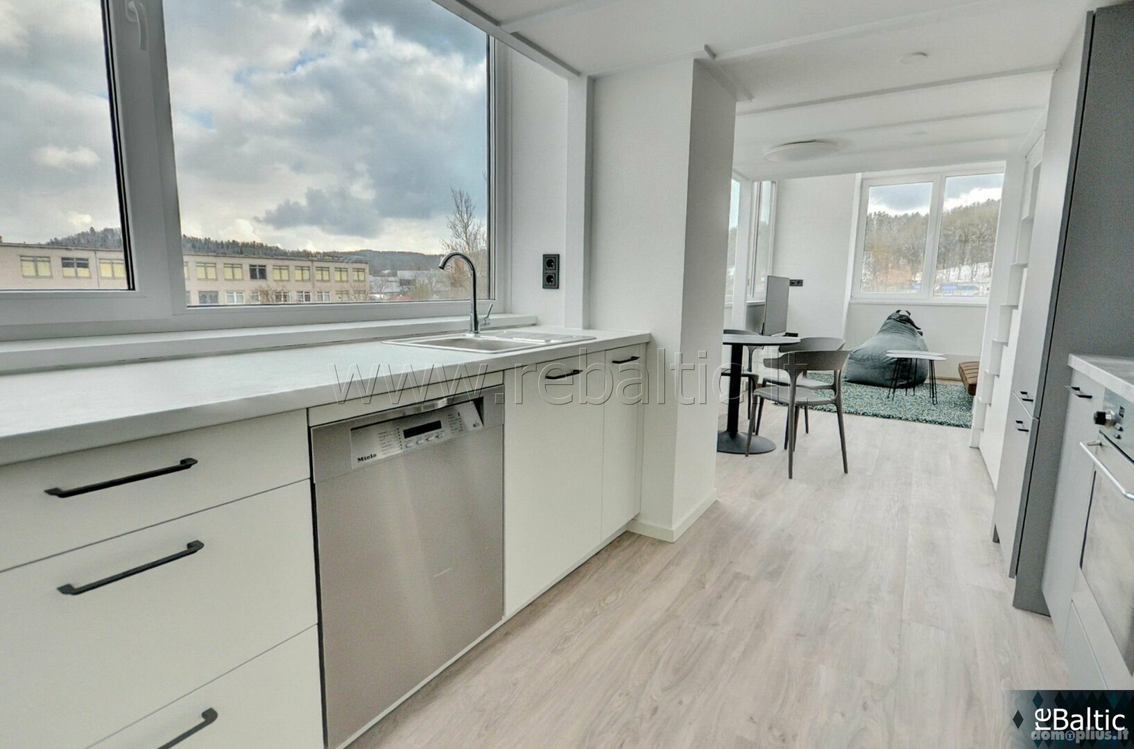 Продается 2 комнатная квартира Vilniuje, Vilkpėdėje, Titnago g.