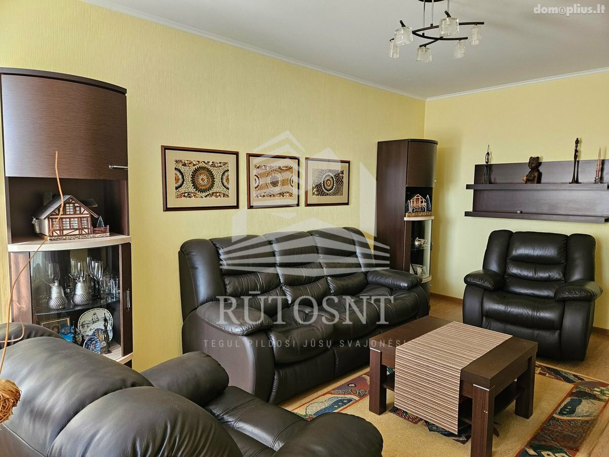 Parduodamas 3 kambarių butas Klaipėdoje, Laukininkuose, Laukininkų g.