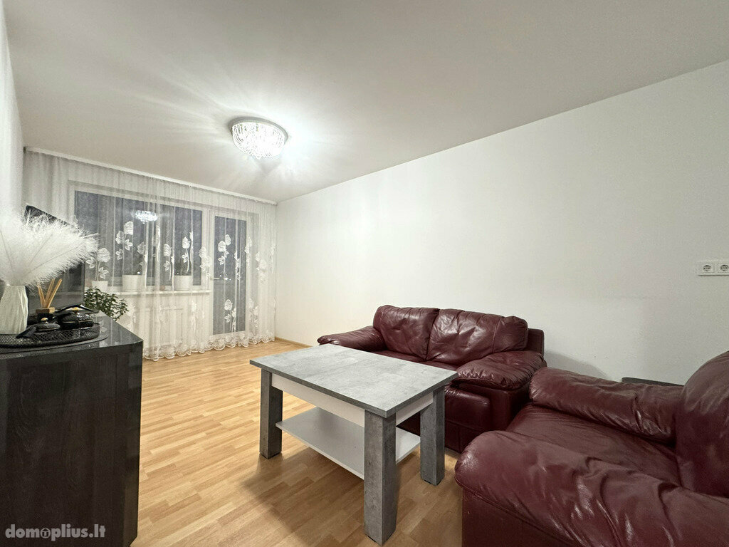 Продается 3 комнатная квартира Šiauliuose, Lieporiuose, Tilžės g.