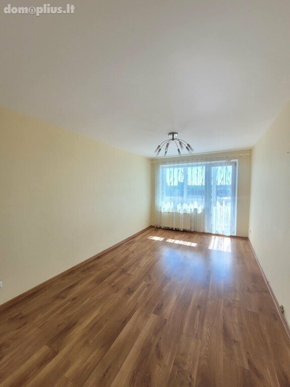 Продается 4 комнатная квартира Šiauliuose, Dainiuose, Aido g.