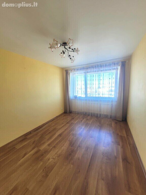 Продается 4 комнатная квартира Šiauliuose, Dainiuose, Aido g.