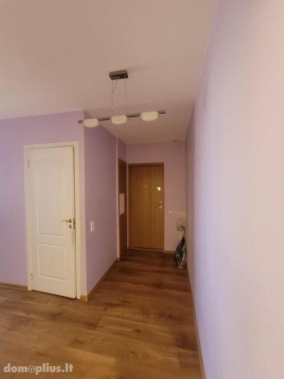 Продается 4 комнатная квартира Šiauliuose, Dainiuose, Aido g.