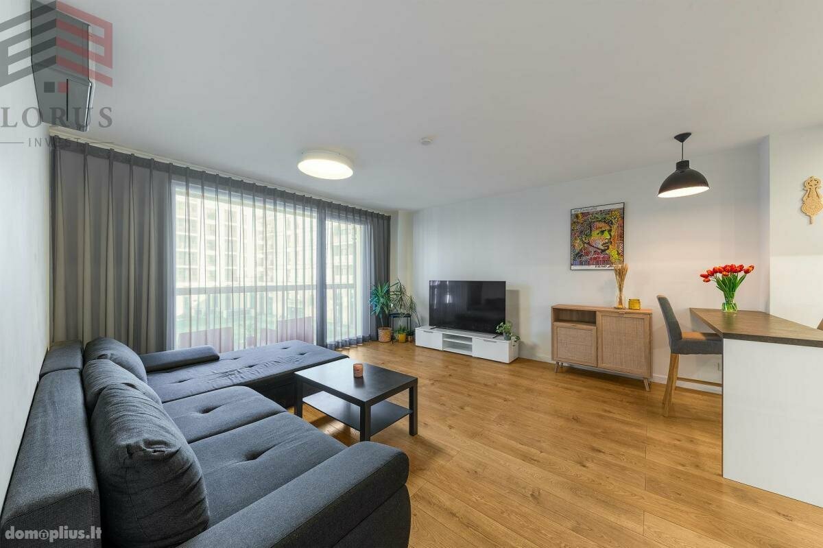 Продается 2 комнатная квартира Vilniuje, Šnipiškėse, Lvovo g.