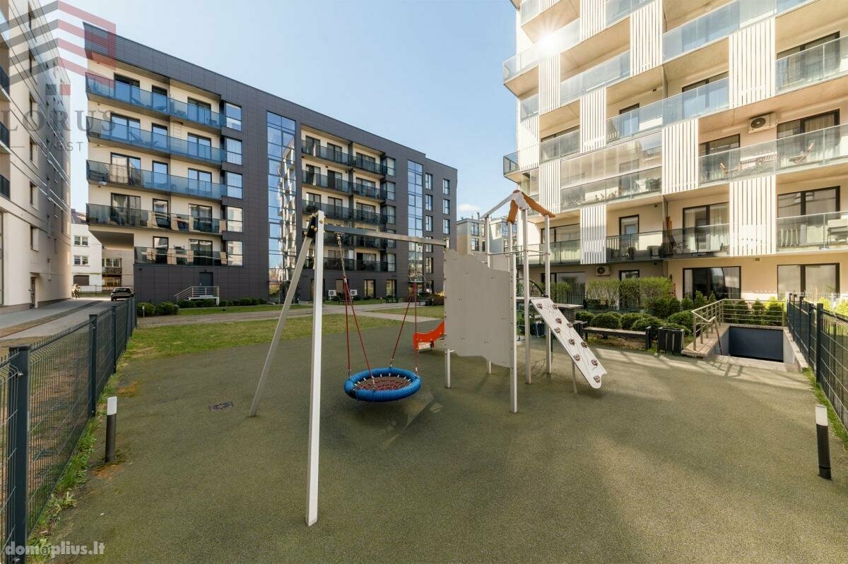 Продается 2 комнатная квартира Vilniuje, Šnipiškėse, Lvovo g.