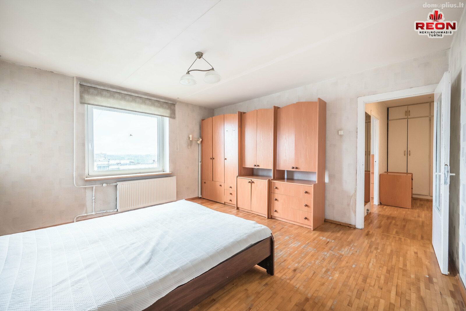 Parduodamas 2 kambarių butas Vilniuje, Šeškinėje, Čiobiškio g.