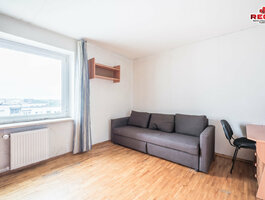 Продается 2 комнатная квартира Vilniuje, Šeškinėje, Čiobiškio g.