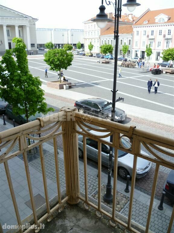 Сдаю 3 комнатную квартиру Vilniuje, Senamiestyje, Didžioji g.