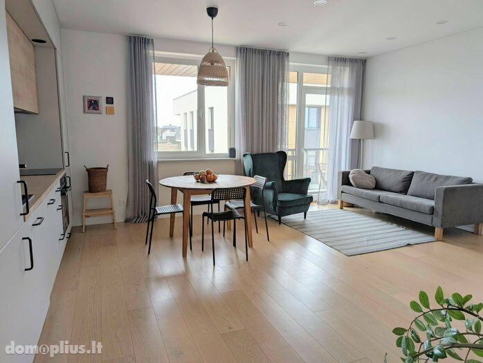 Продается 3 комнатная квартира Vilniuje, Pilaitėje, Pilkalnio g.
