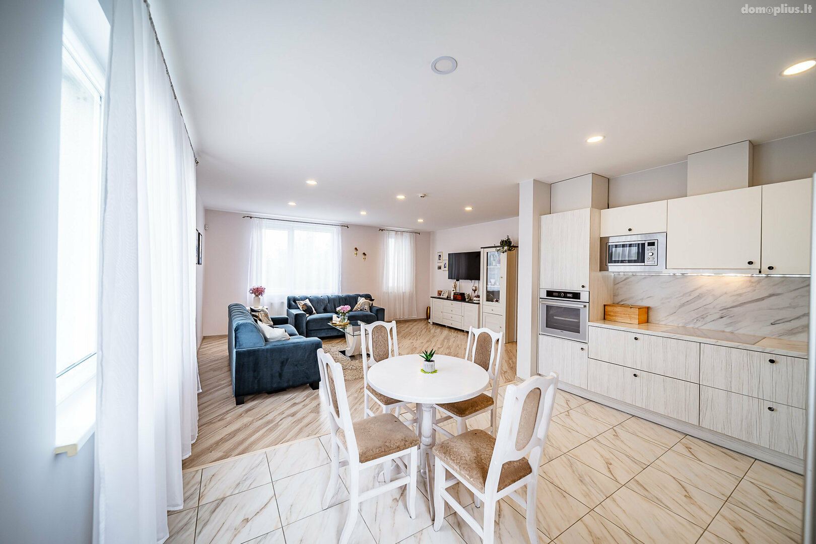 Продается 3 комнатная квартира Šiauliuose, Žaliūkiuose, Žaliūkių g.