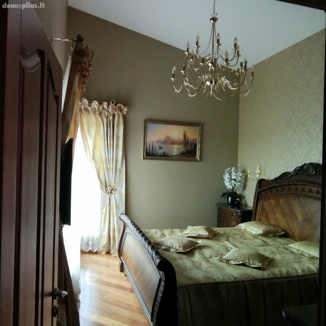 Продается 4 комнатная квартира Klaipėdoje, Mažojo kaimelio, Žolynų g.