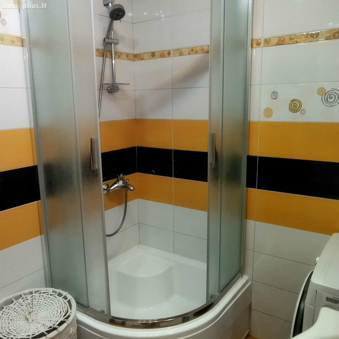 Продается 4 комнатная квартира Klaipėdoje, Mažojo kaimelio, Žolynų g.