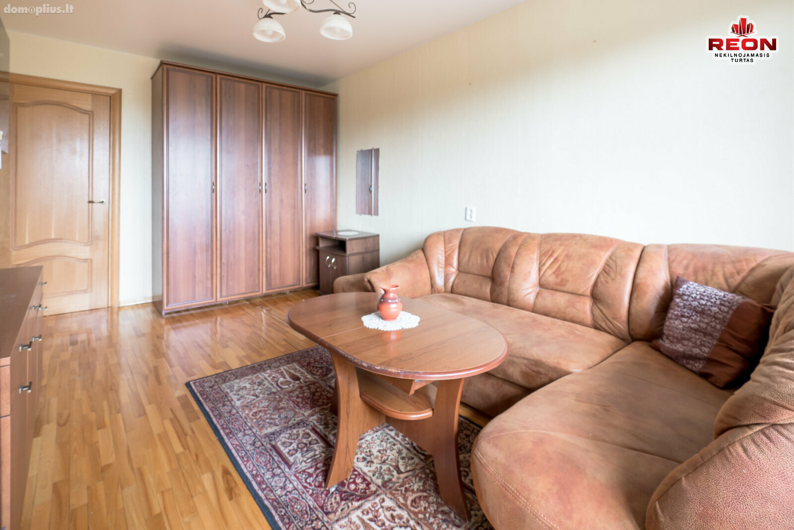 Продается 2 комнатная квартира Vilniuje, Karoliniškėse, Loretos Asanavičiūtės g.