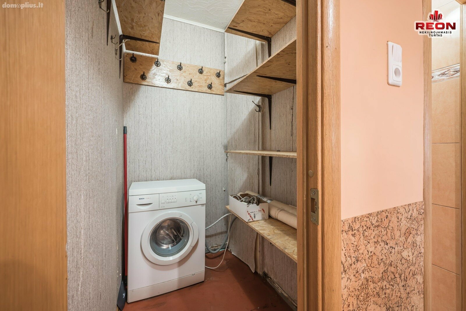 Продается 2 комнатная квартира Vilniuje, Karoliniškėse, Loretos Asanavičiūtės g.