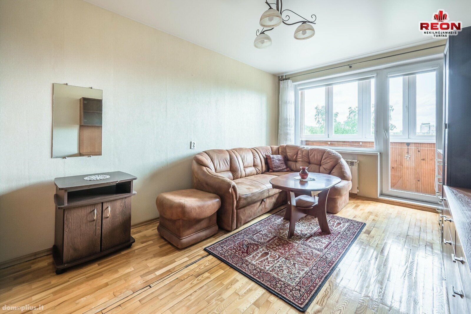 Продается 2 комнатная квартира Vilniuje, Karoliniškėse, Loretos Asanavičiūtės g.