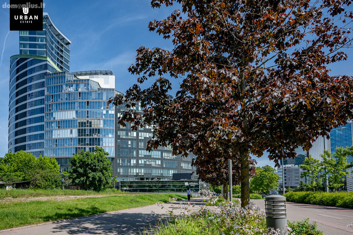 Продается 3 комнатная квартира Vilniuje, Šnipiškėse, Konstitucijos pr.