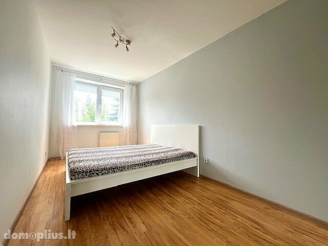 Продается 2 комнатная квартира Šiauliuose, Lieporiuose, Gegužių g.
