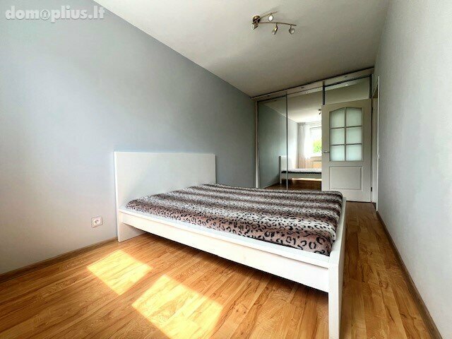 Продается 2 комнатная квартира Šiauliuose, Lieporiuose, Gegužių g.