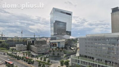 Parduodamas 2 kambarių butas Vilniuje, Šnipiškėse, Konstitucijos pr.