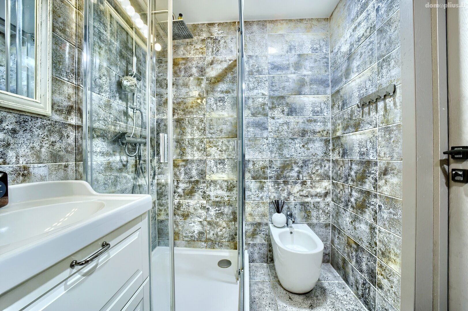 Продается 3 комнатная квартира Vilniuje, Užupyje