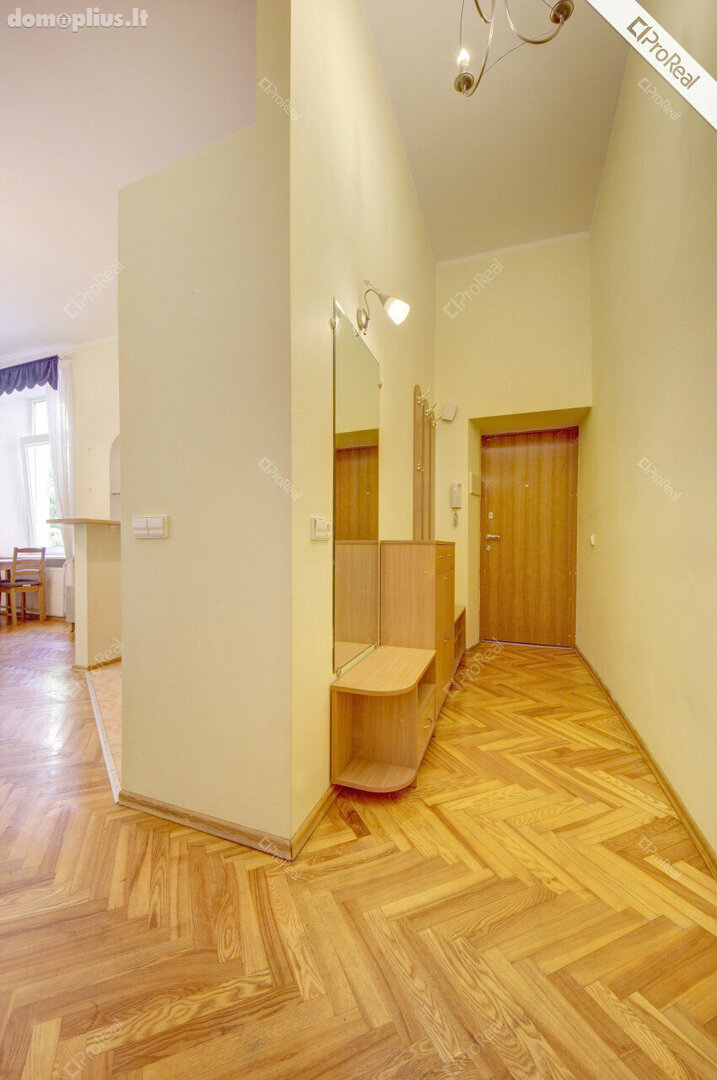 2 kambarių buto nuoma Vilniuje, Senamiestyje, Trakų g.