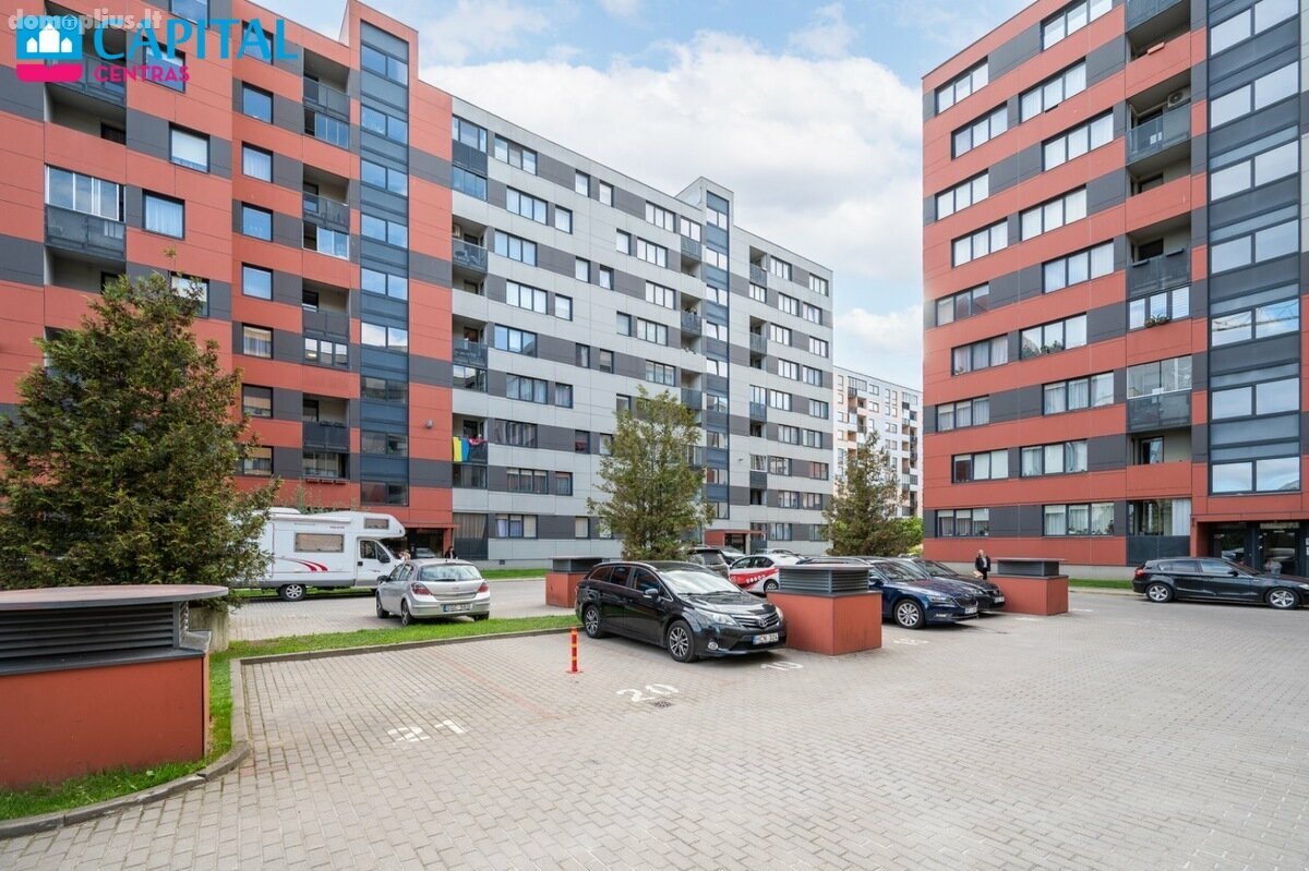 Parduodamas 3 kambarių butas Vilniuje, Pašilaičiuose, Perkūnkiemio g.