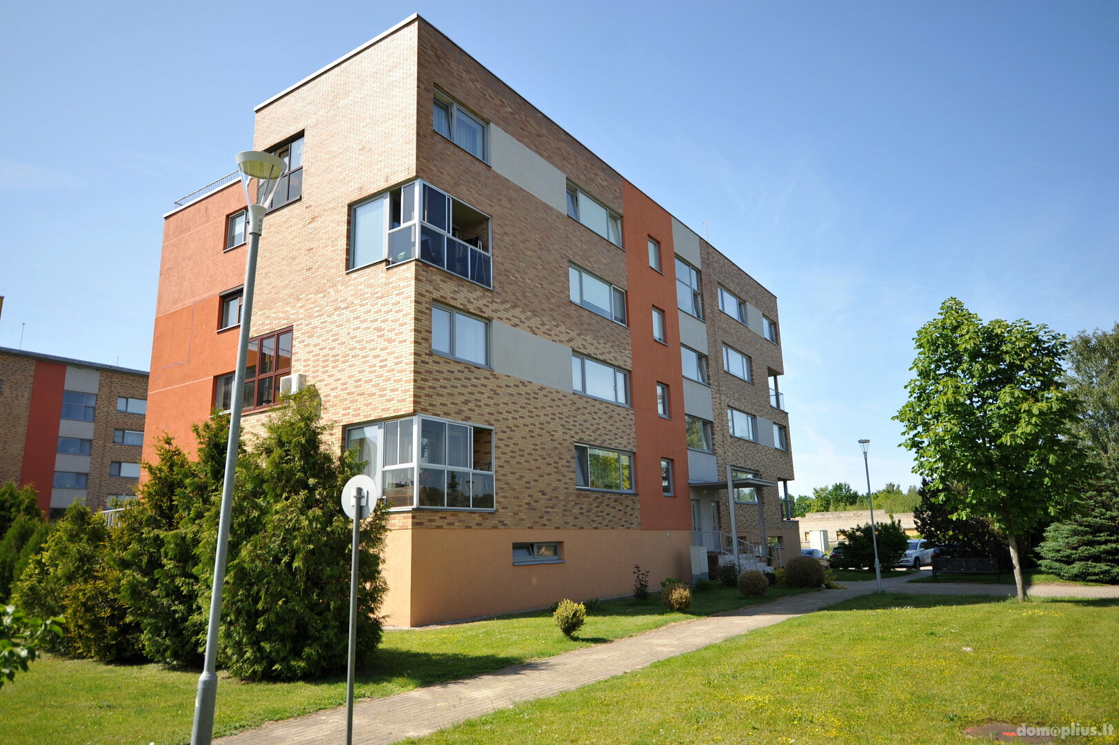 Parduodamas 3 kambarių butas Klaipėdoje, Mažojo kaimelio, Žolynų g.