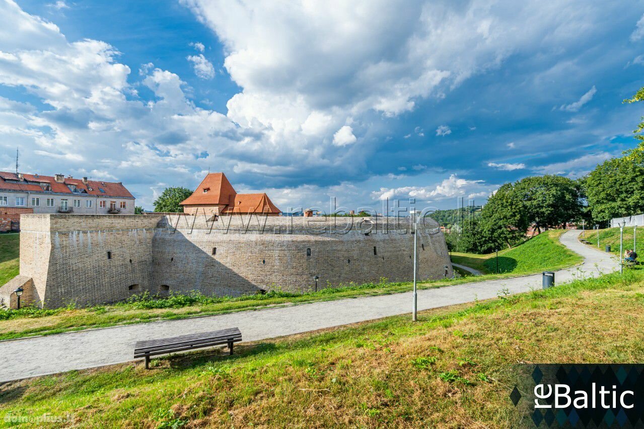 3 kambarių buto nuoma Vilniuje, Senamiestyje, Subačiaus g.