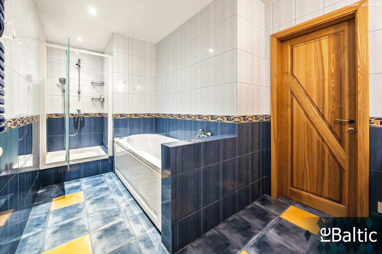 Продается 3 комнатная квартира Vilniuje, Senamiestyje, Pamėnkalnio g.