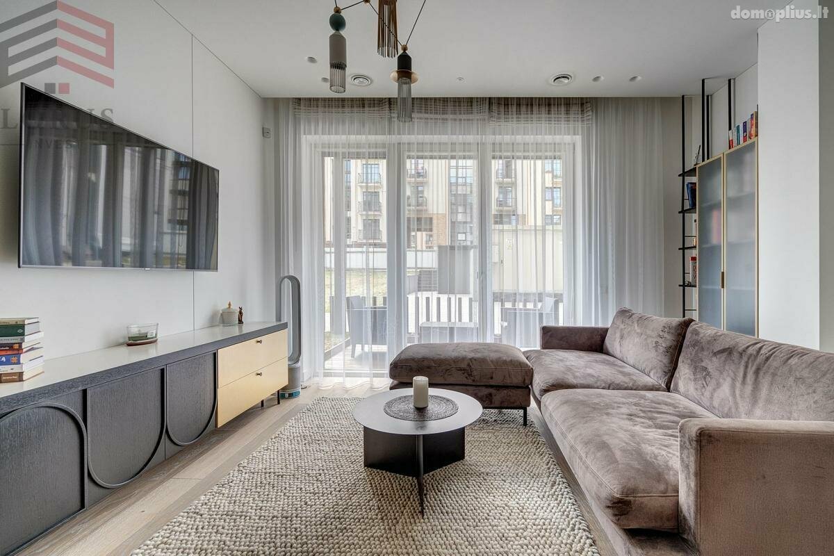 Продается 2 комнатная квартира Vilniuje, Senamiestyje, Aguonų g.