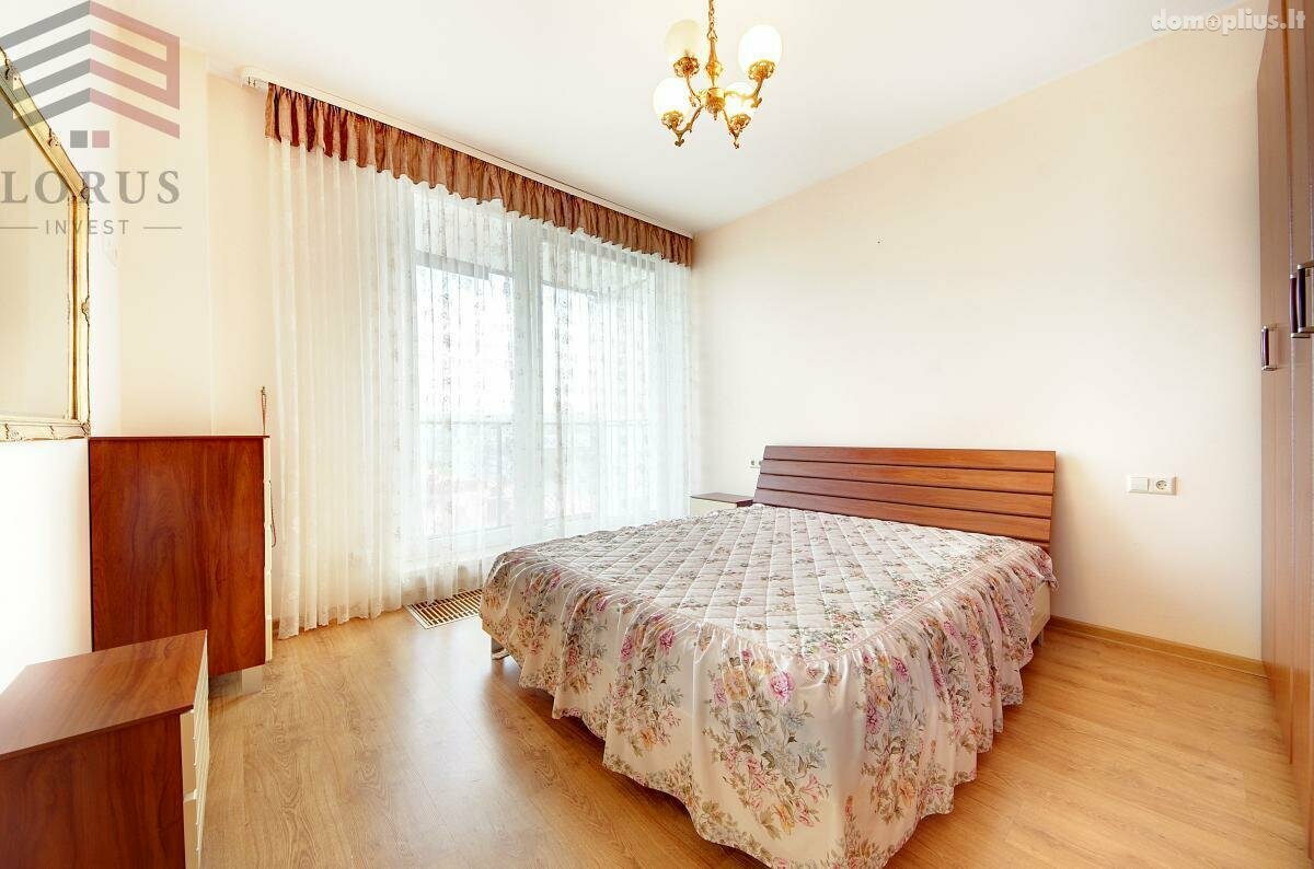 3 kambarių buto nuoma Vilniuje, Šnipiškėse, Šeimyniškių g.