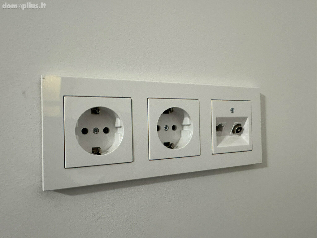 Продается 3 комнатная квартира Šiauliuose, Lieporiuose, Tilžės g.