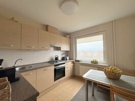 Продается 4 комнатная квартира Šiauliuose, Dainiuose, Dainų g.