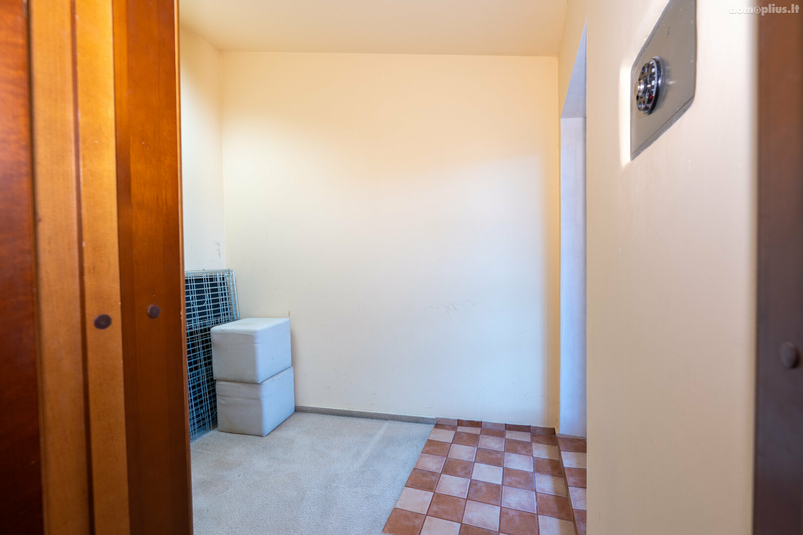 Parduodamas 3 kambarių butas Vilniuje, Pašilaičiuose, Laisvės pr.