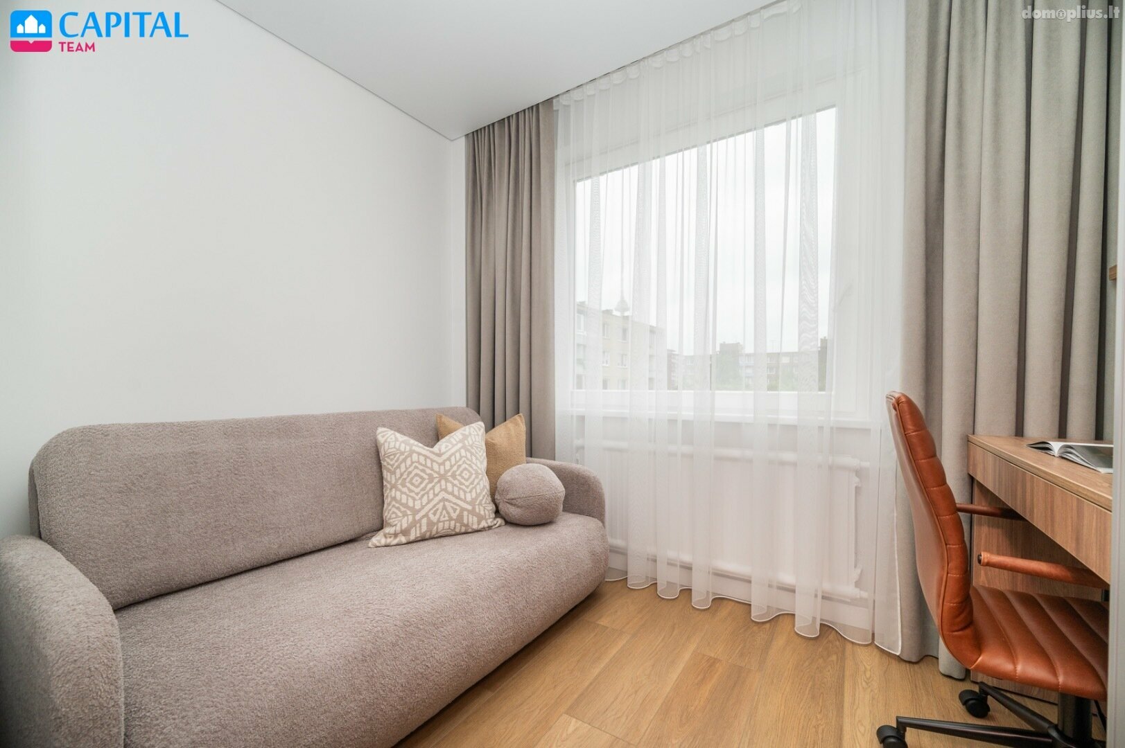 3 rooms apartment for sell Vilniuje, Karoliniškėse, Virginijaus Druskio g.