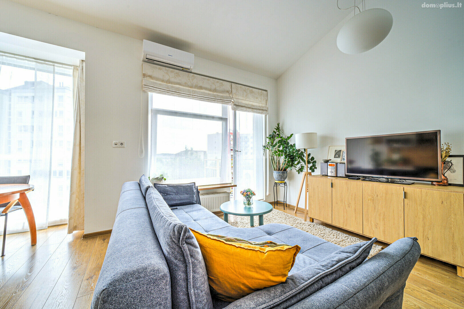 Продается 4 комнатная квартира Vilniuje, Pašilaičiuose, Ukmergės g.